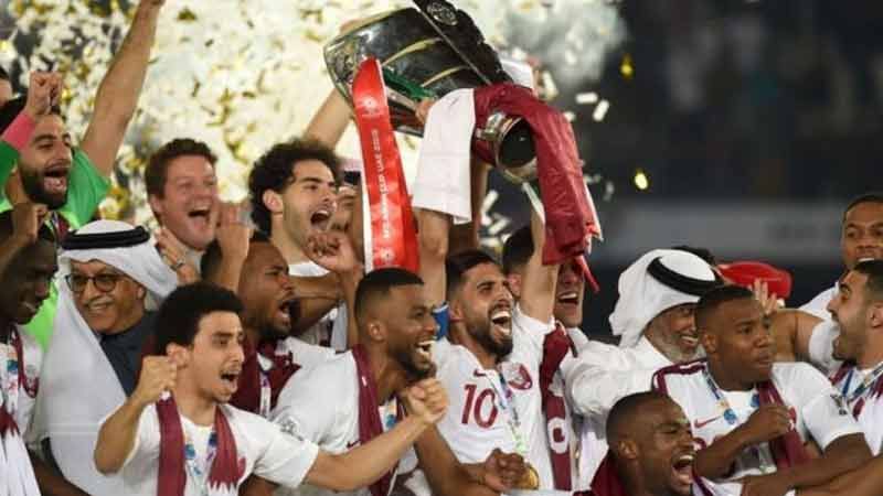 #كأس_آسيا: استقبال رسمي وشعبي بانتظار لاعبي المنتخب القطري