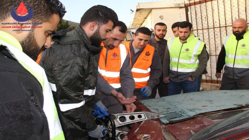 دورة انقاذ للدفاع المدني في دير قانون النهر 