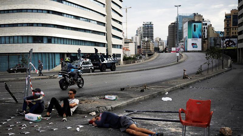 مصادر تمويل خطيرة لـ"الحراك": سفارات ووسائل إعلام!