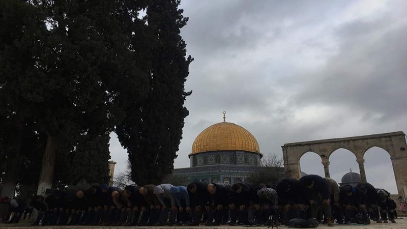 الخارجية الفلسطينية: الإعتداء على المصلين في الأقصى تصعيد استفزازي