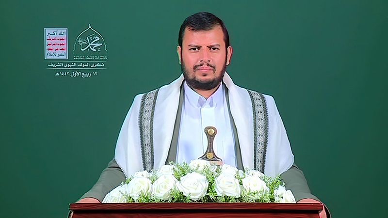 السيد الحوثي: ماكرون ليس إلاّ "دمية" من "دمى" الصهاينة يدفعونه للإساءة للإسلام