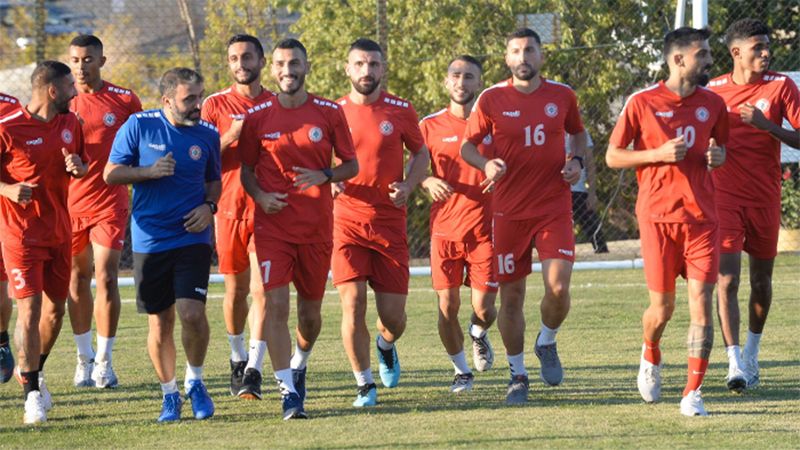 المنتخب اللبناني يستعد لمواجهة إيران الخميس