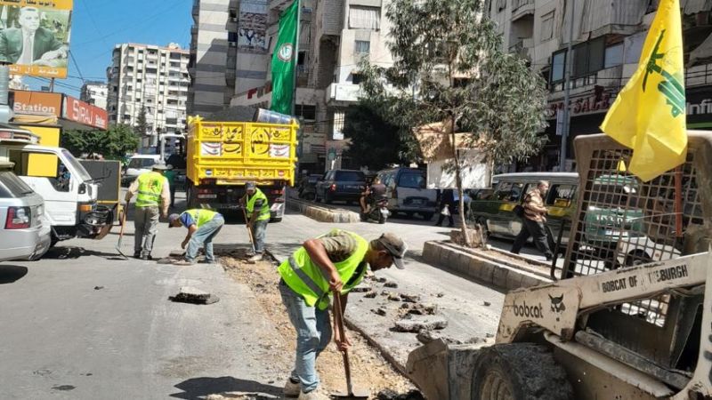 بالصور: بدء عمل التزفيت عند مدخل حي السلم