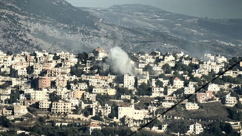 لبنان| مدفعية العدو تستهدف وسط مدينة الخيام