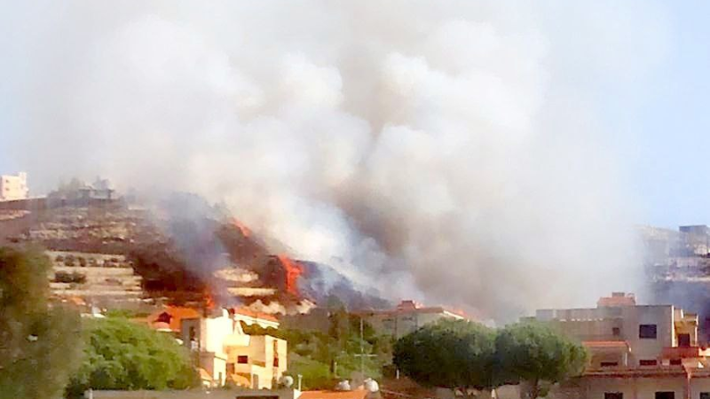 لبنان| العدو الصهيوني يستهدف أطراف مدينة بنت جبيل بقذيفة فوسفورية أدت إلى اشتعال حريق