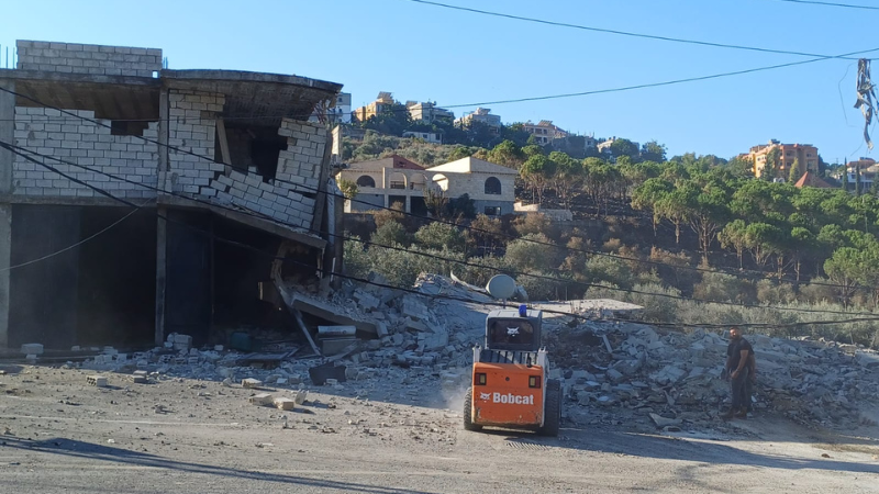 لبنان| غارة جوية صهيونية استهدفت ليلًا منزلًا في بلدة عربصاليم جنوب لبنان