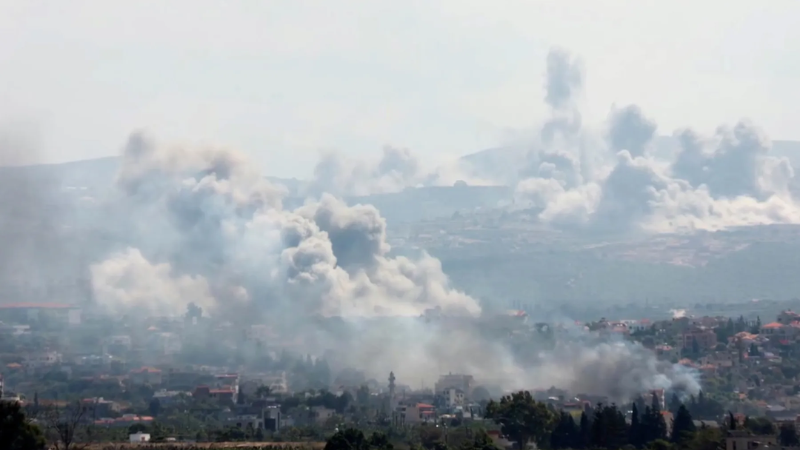 لبنان| غارات صهيونية استهدفت الأحياء الشرقية المشرفة على الأراضي المحتلة في بلدة العديسة