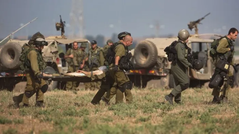 إعلام العدو: مقتل ضابط وجنديين وإصابة آخر جراء تفجير عبوة ناسفة بجانب قوة "إسرائيلية" في بيت حانون شمالي قطاع غزة 