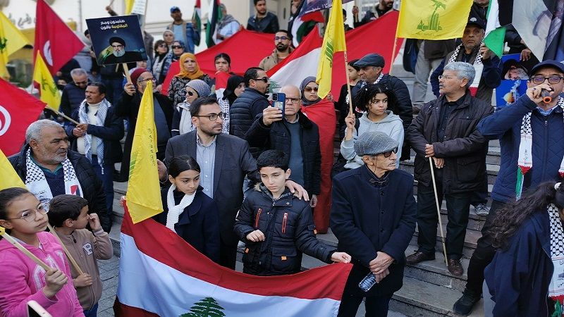 التونسيون يلبّون النداء: إنا على العهد يا نصر الله&nbsp;