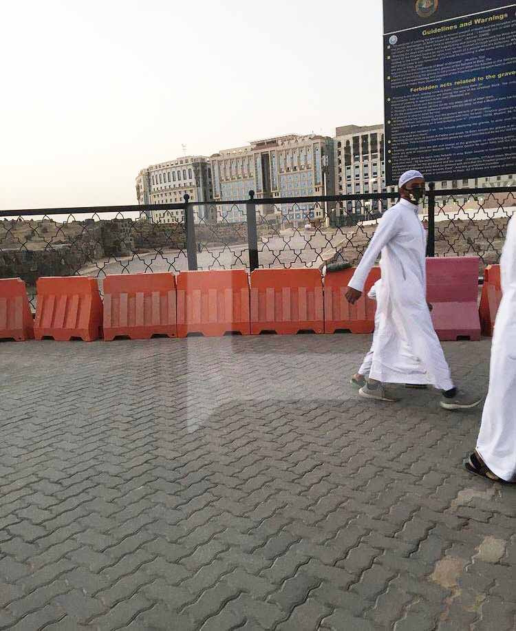 جانب من البقيع المطهر قبيل شروق الشمس.. خاص موقع 